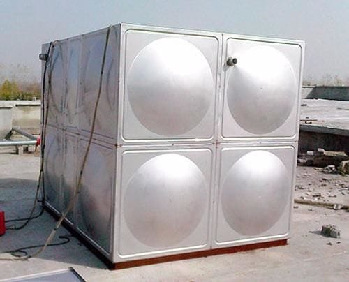 清除不銹鋼保溫水箱的沉淀物和廢水 清除不銹鋼保溫水箱的沉淀物和廢水